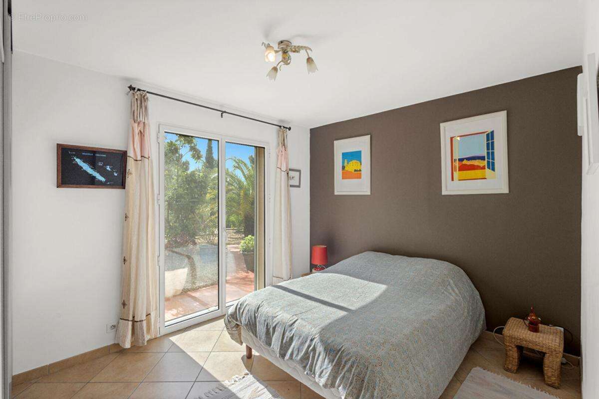 Villa + appartement indépendant - Montfort-sur-Argens - photo 9
