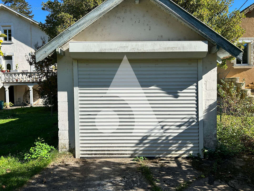 Maison à SAUVETERRE-LA-LEMANCE