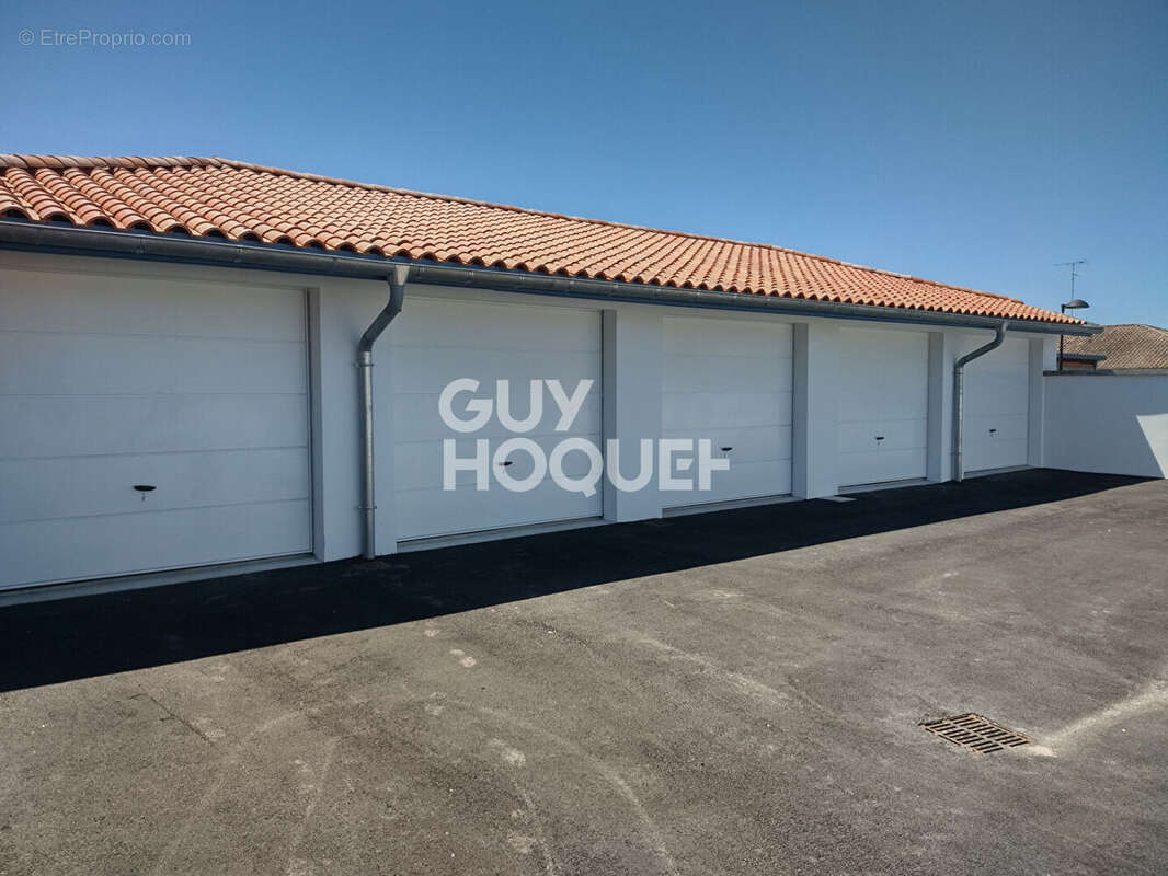 Commerce à SOUSTONS