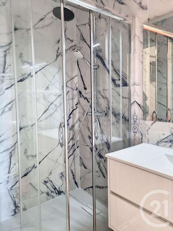 Appartement à SAINT-CYPRIEN