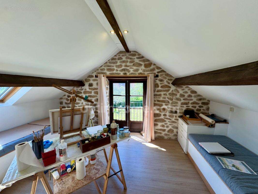 Superbe propriété pleine de charme avec dépendances CROZANT (23) - photo 24
