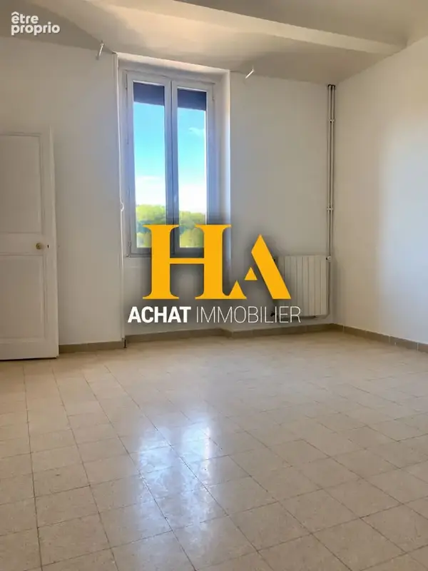 A VENDRE - LAROQUE (34190) - Maison de ville en 1er ligne de rivière - 5 pièces, 113 m², terrain 2 400 m². - photo 8