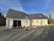 Maison à SAINTE-MAURE-DE-TOURAINE