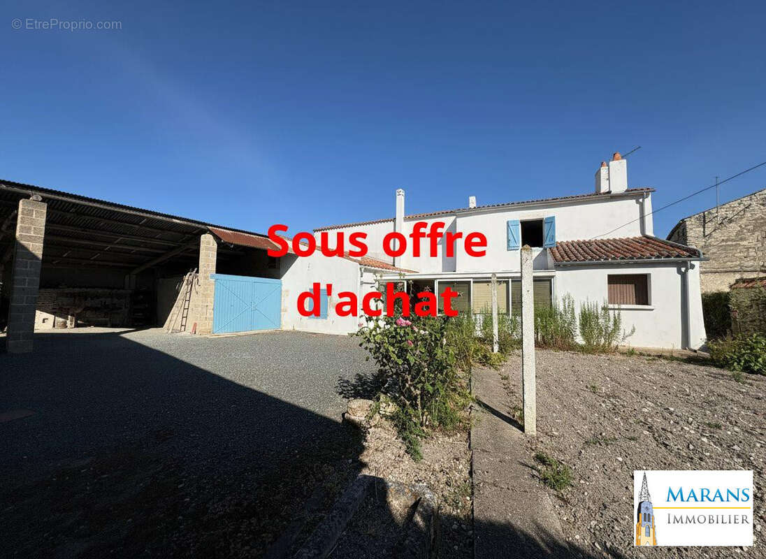 Maison à SAINT-JEAN-DE-LIVERSAY