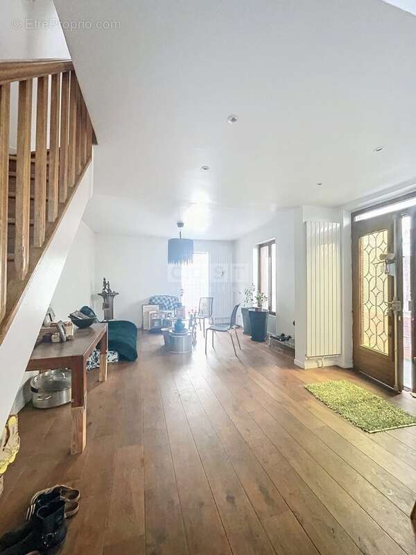 Maison à ASNIERES-SUR-SEINE