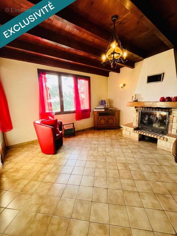 Photo 2 - Maison à TOULAUD