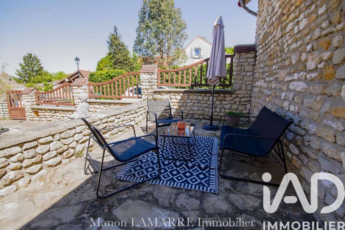 Photo 2 - Maison à VETHEUIL