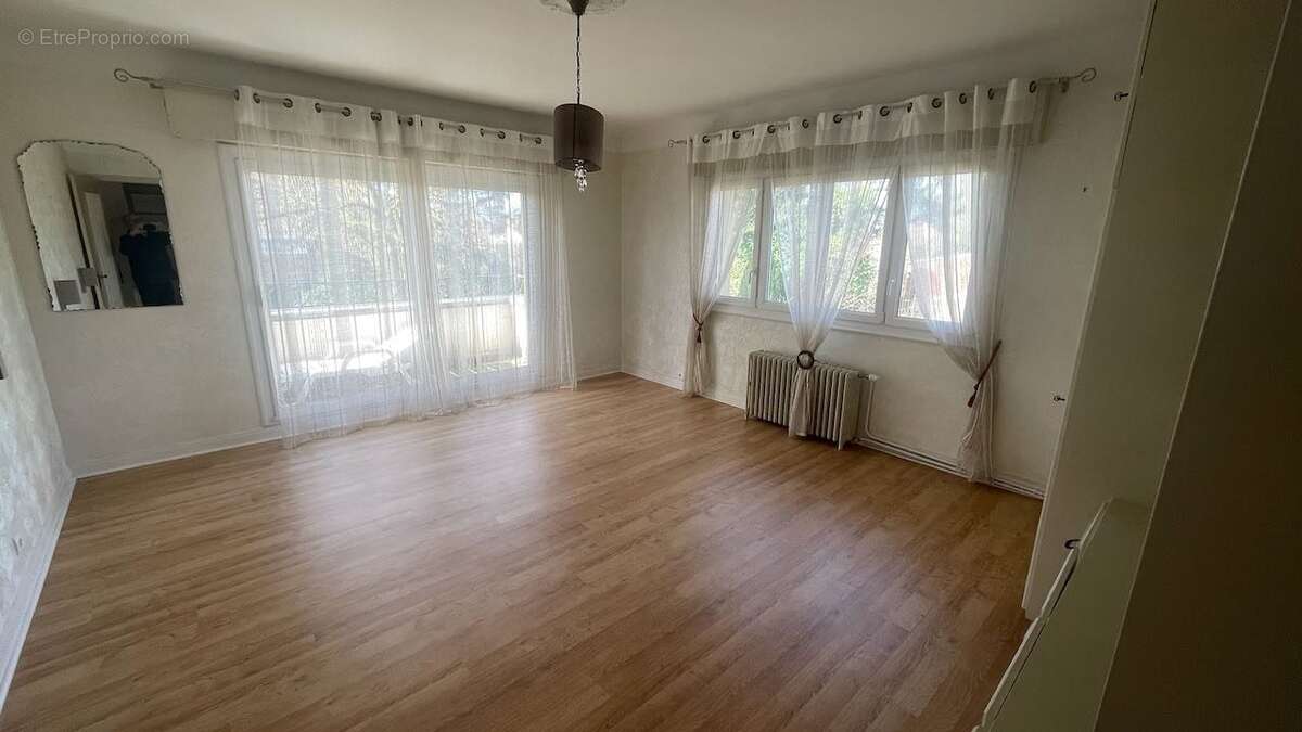 Maison à AUXI-LE-CHATEAU