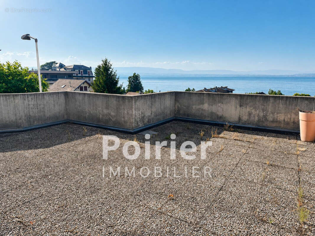 Appartement à EVIAN-LES-BAINS