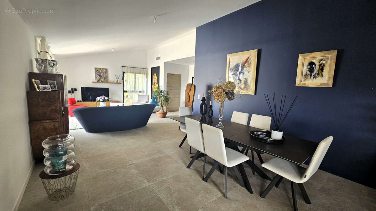 Appartement à SANARY-SUR-MER