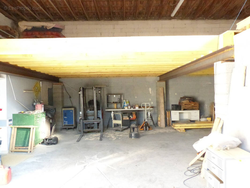 Commerce à MARSEILLAN