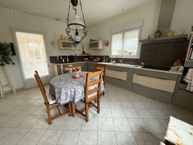 Maison à SAINT-AULAYE