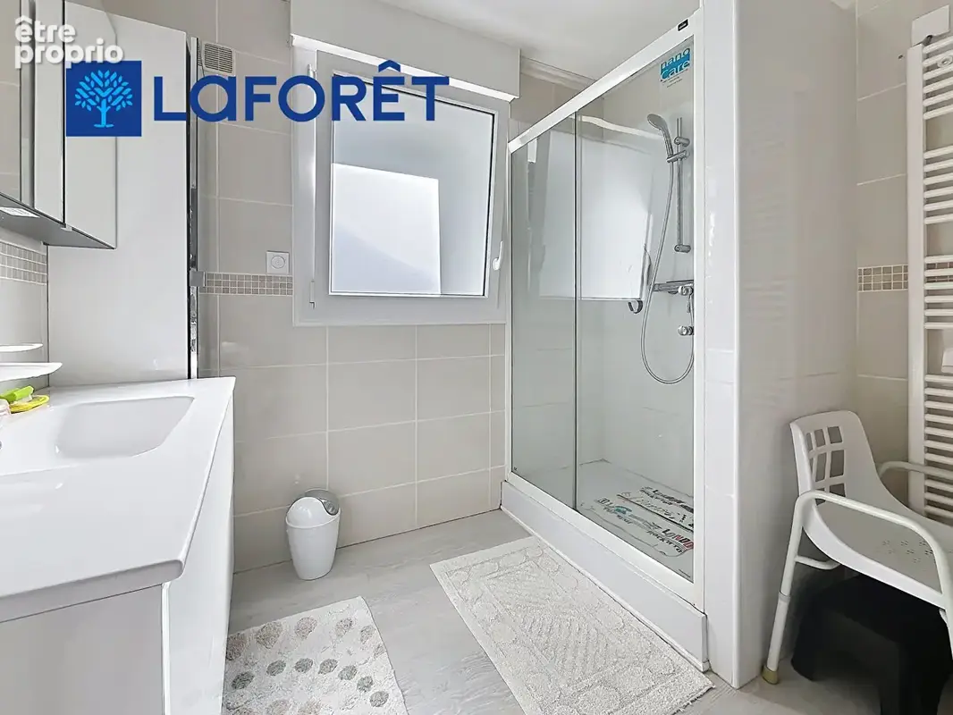 A vendre ! Maison Guern 6 pièce(s) 142m² - photo 5