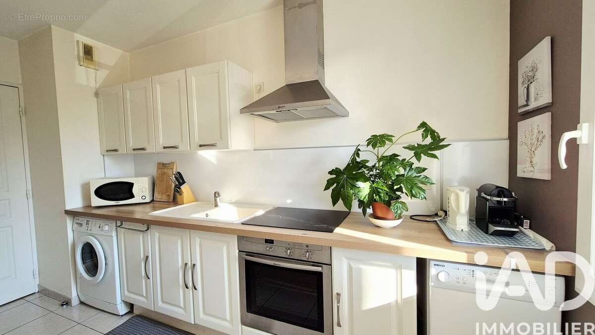 Photo 8 - Appartement à L'ISLE-SUR-LA-SORGUE