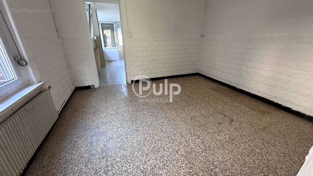 Maison avec garage, dépendances et grand jardin à annezin - photo 3