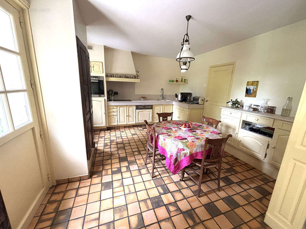 Maison à SAINTE-GENEVIEVE