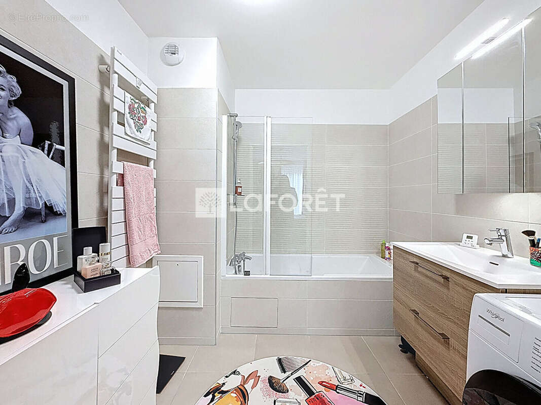 Appartement à LE PLESSIS-ROBINSON
