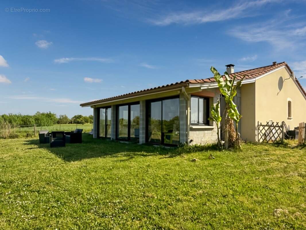 Maison récente plain-pied 3 chambres avec véranda dans un cadre paisible - photo 19