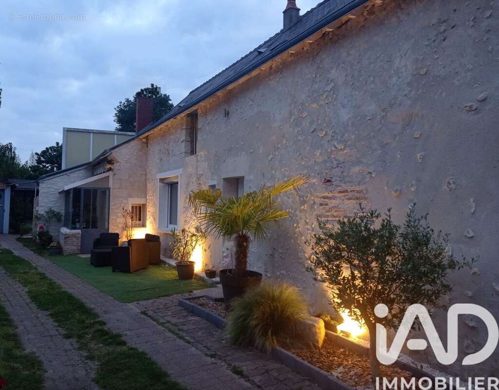 Maison 165 m² à Pont-De-Ruan  - photo 6