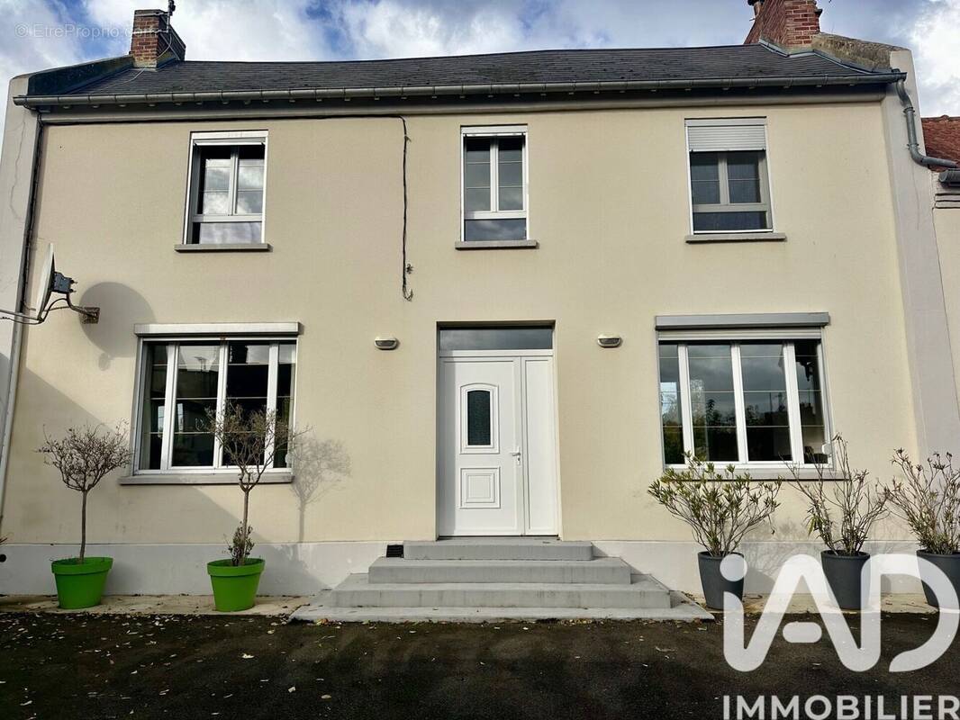 Photo 1 - Maison à AMIENS