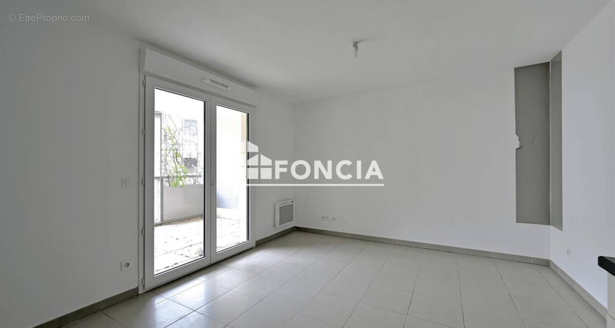 Appartement à SAINT-JEAN-DE-VEDAS
