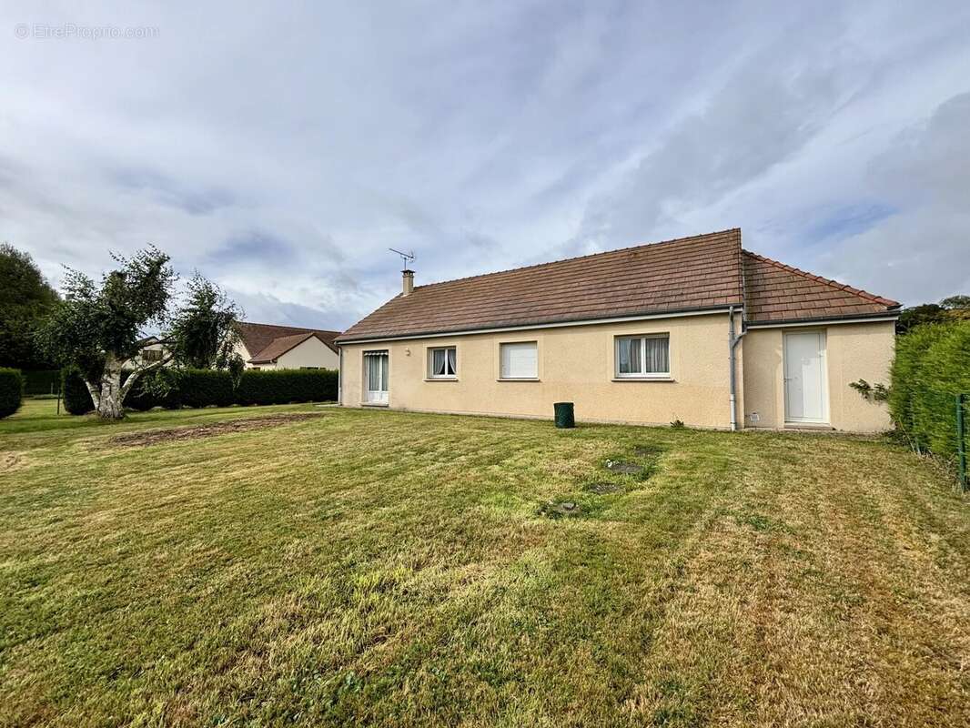 Maison à CAORCHES-SAINT-NICOLAS