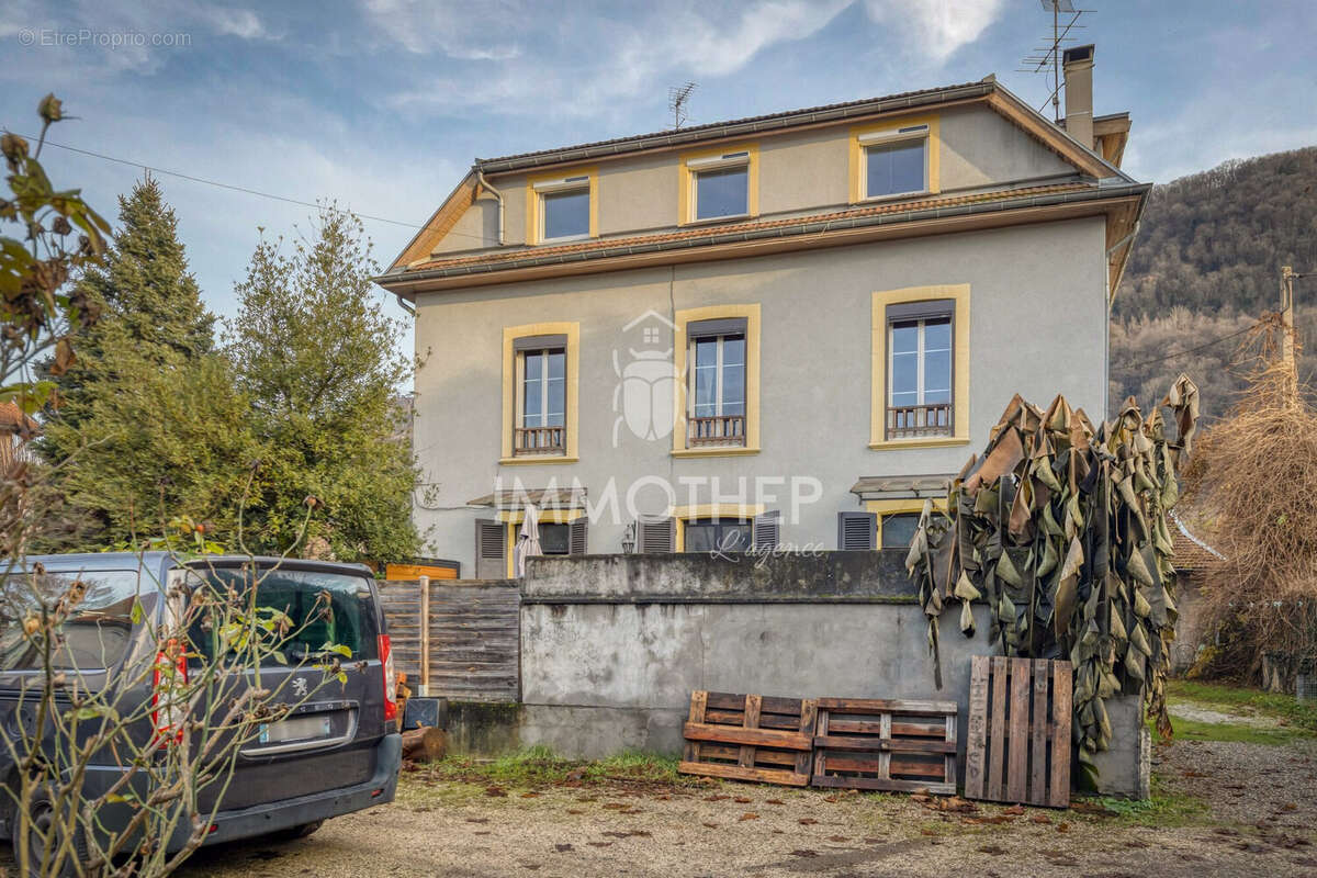 Appartement à DOMENE