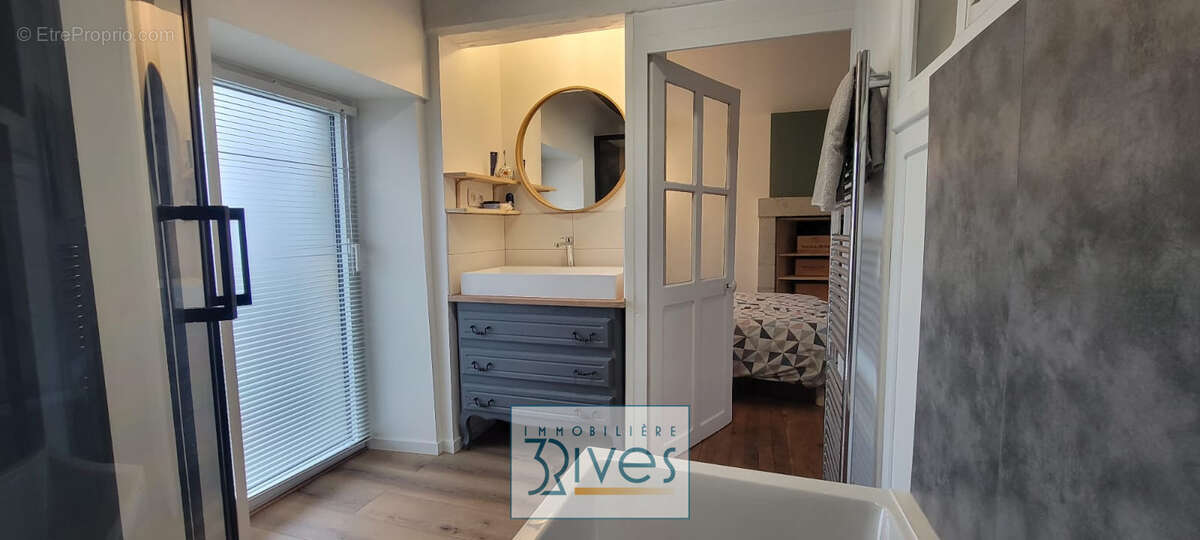 Maison à SAINT-SATURNIN-SUR-LOIRE