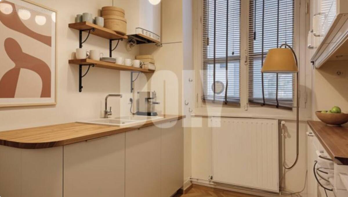 Appartement à PARIS-7E