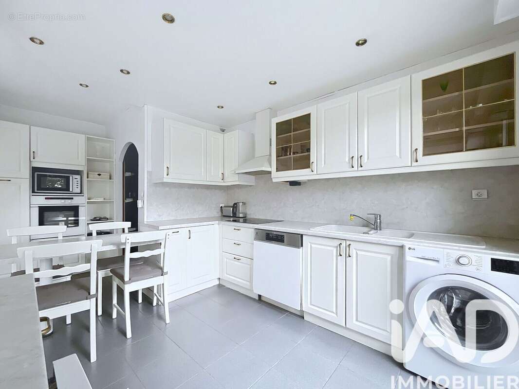 Photo 4 - Appartement à CHAMPS-SUR-MARNE