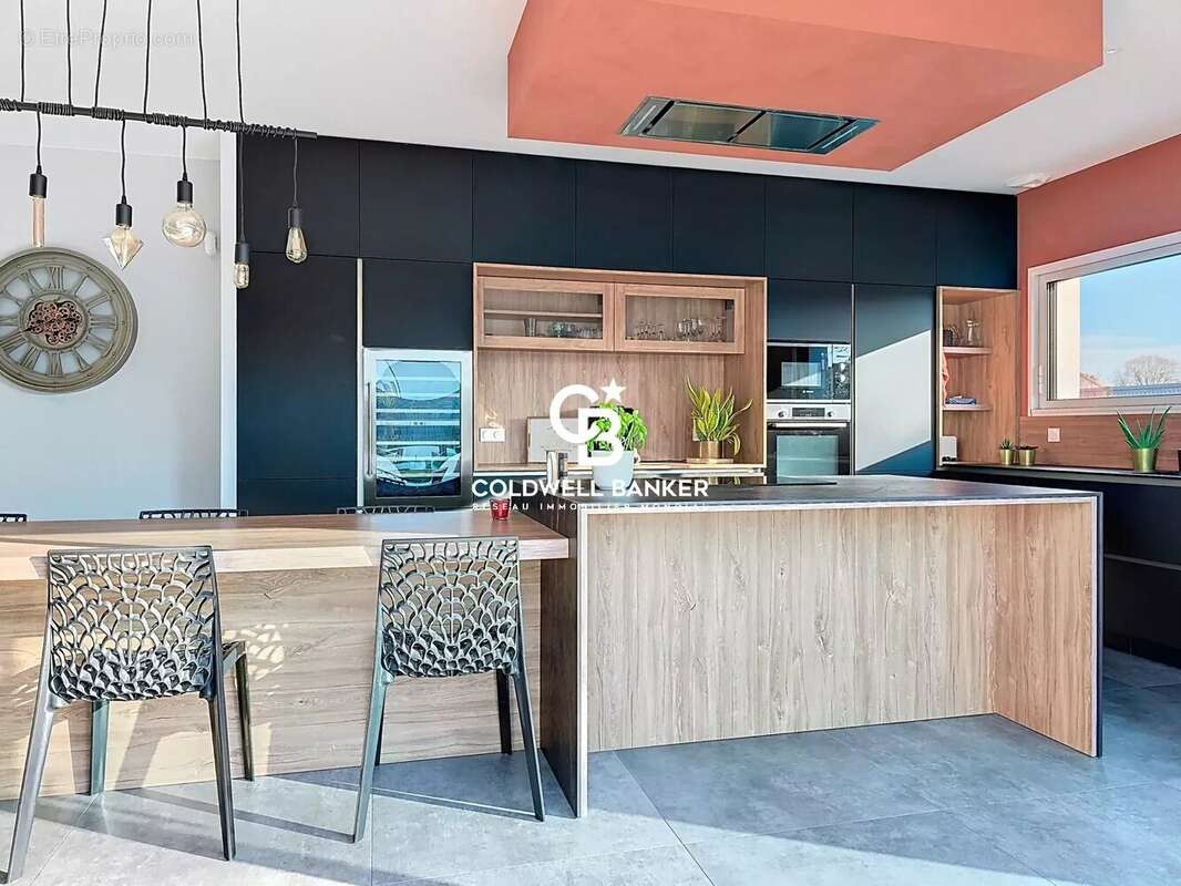 Maison à TALMONT-SAINT-HILAIRE