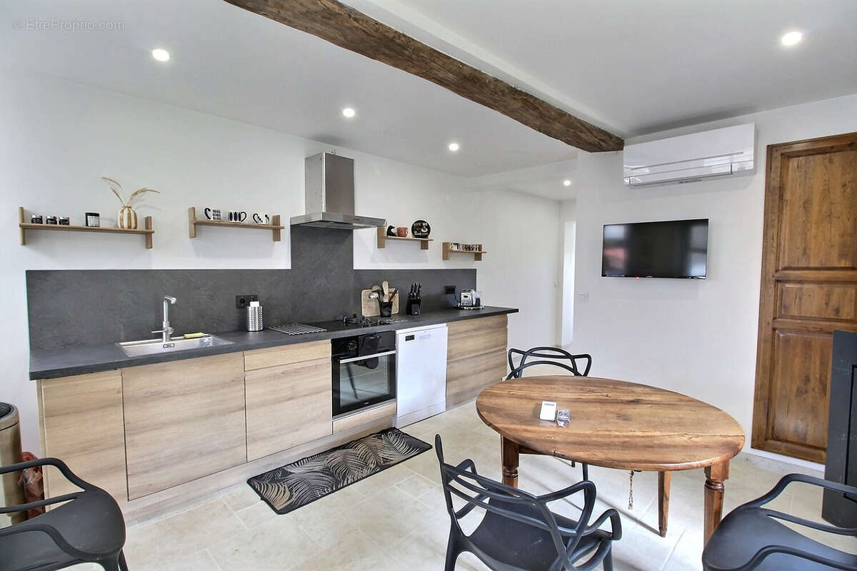 Maison à BERNON