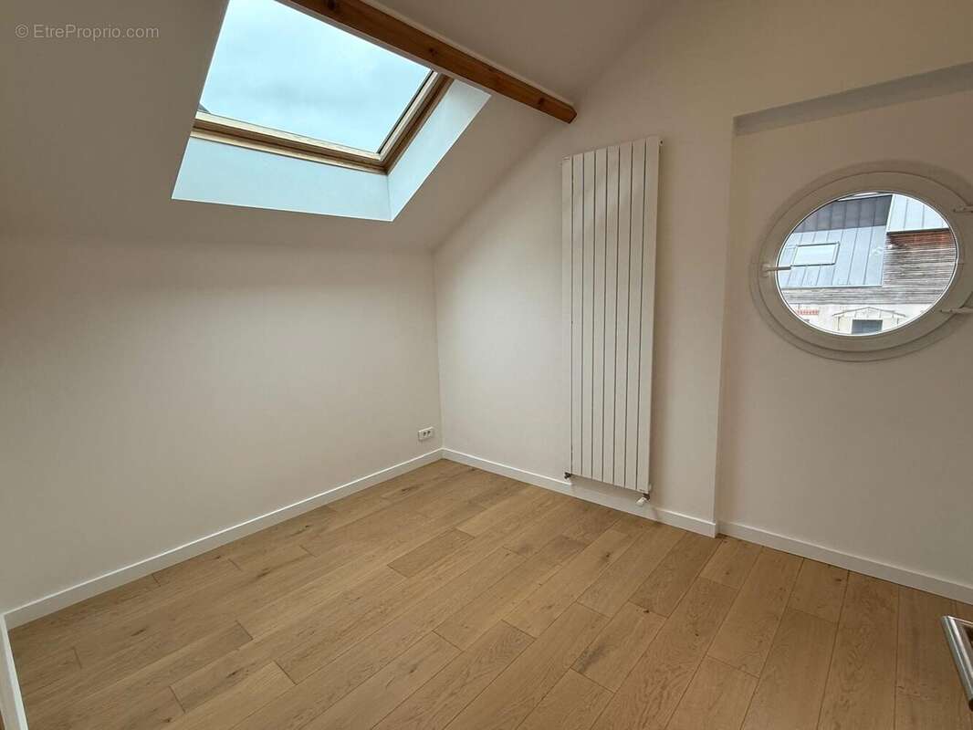 Maison à LE PERREUX-SUR-MARNE