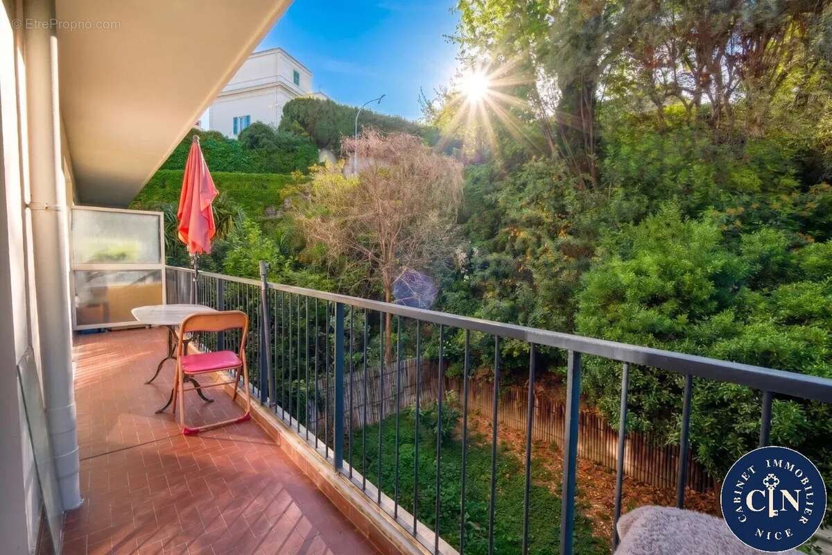 Appartement 47 m² à Nice  - photo 2