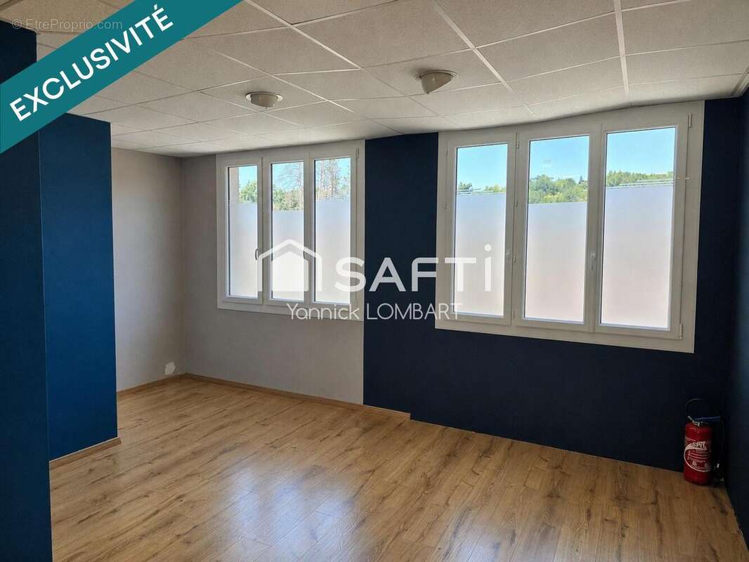 Appartement 385 m² à Decazeville  - photo 6