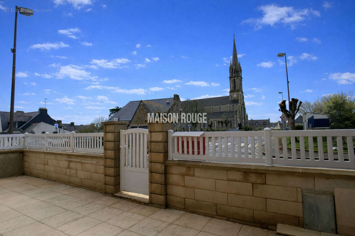 Maison à HENANBIHEN