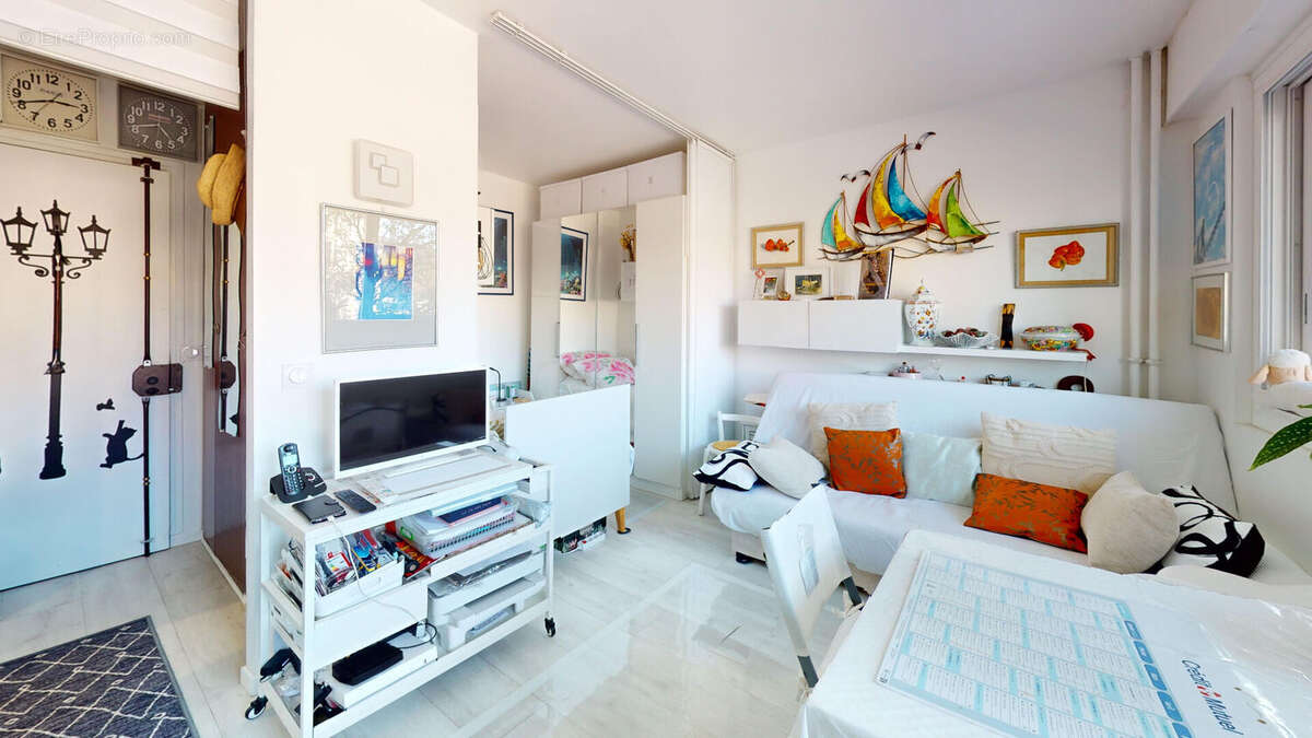 Appartement à PARIS-19E