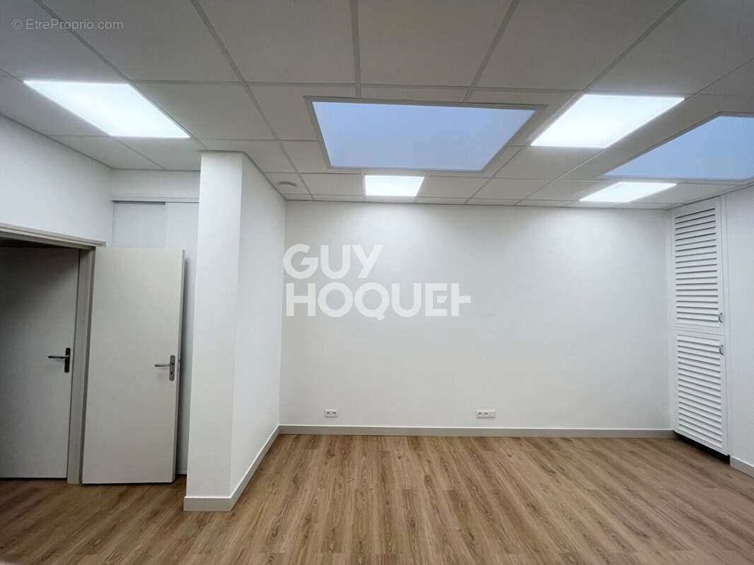 Commerce à PARIS-15E