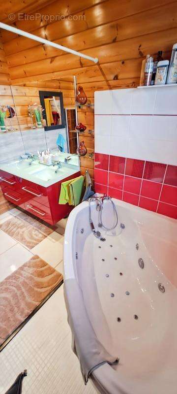 Maison à RION-DES-LANDES