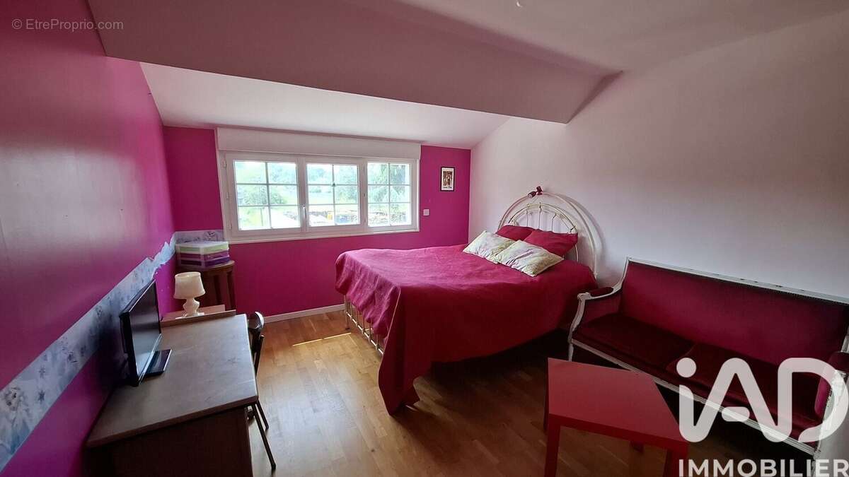 Photo 6 - Maison à MARCILLY-LA-CAMPAGNE