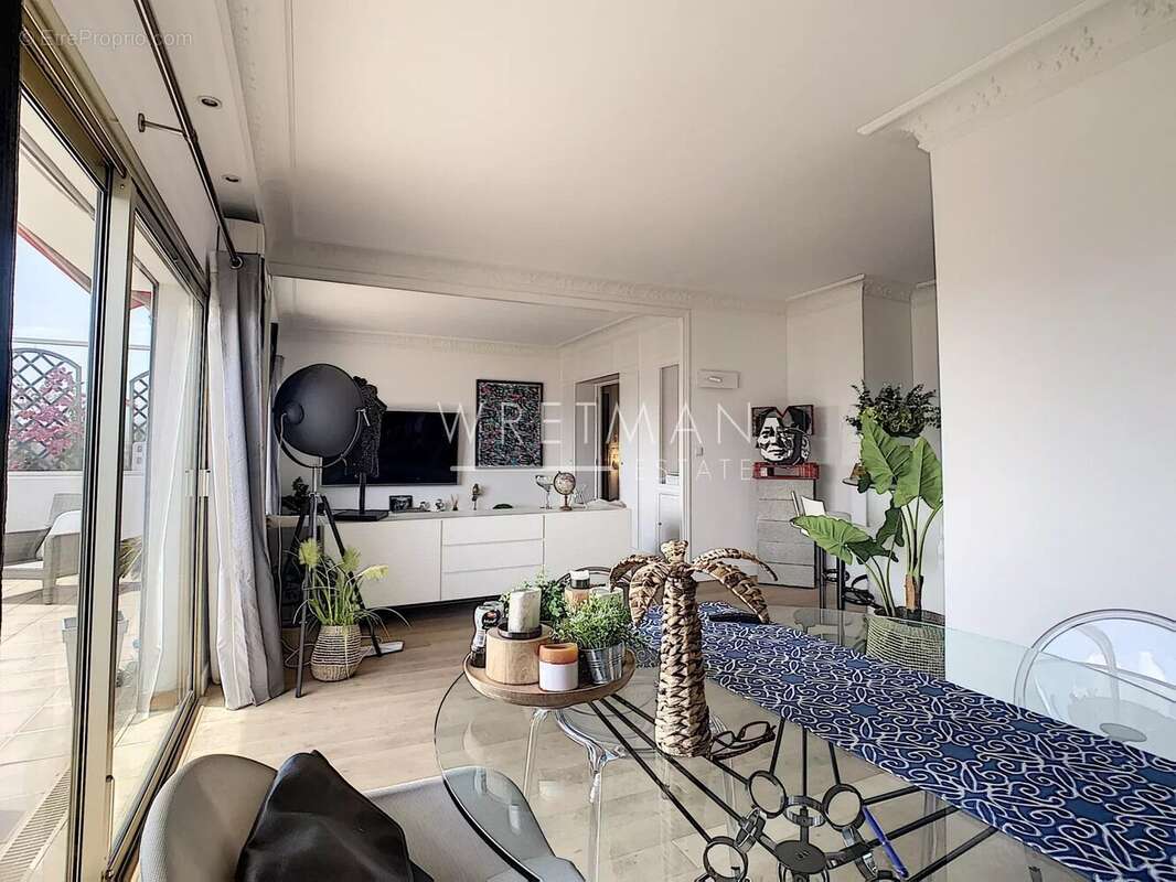 Appartement à CANNES