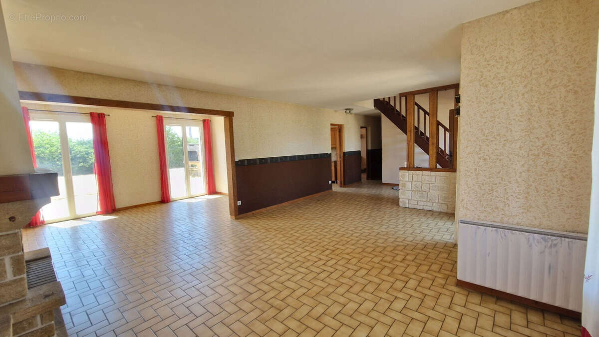 MAINTENON et NOGENT LE ROI : Maison traditionnelle de 5 chambres - photo 3