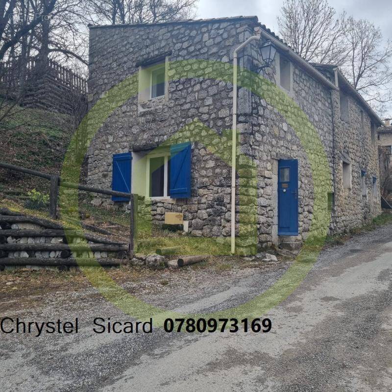 Maison à EOURRES