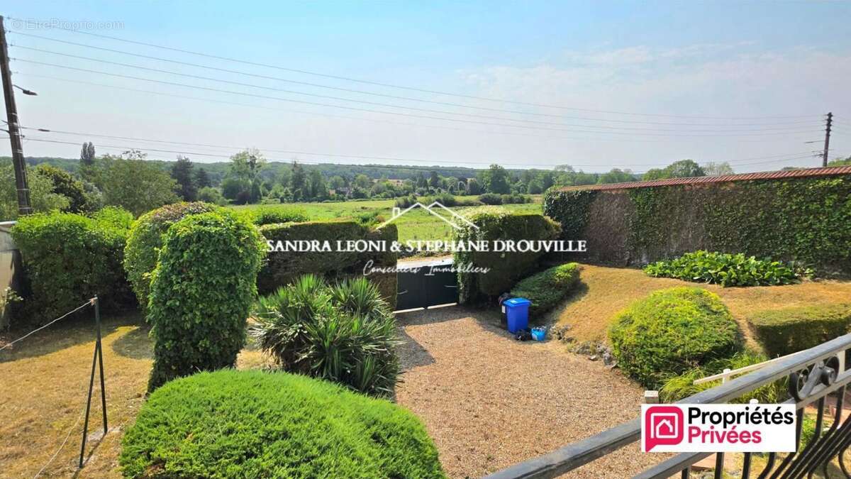 Maintenon - saint piat maison de 95 m2, 2 chambres - photo 2