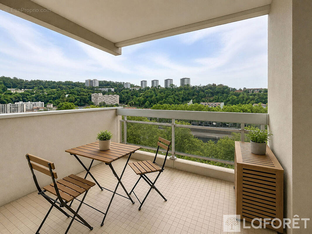 Appartement à LYON-4E
