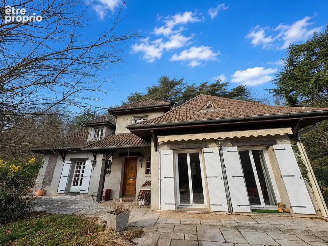 Maison de 223m2 avec 5 chambres - photo 2