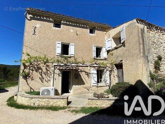 Photo 1 - Maison à ENTRECHAUX