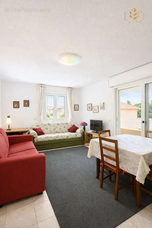 Appartement à ROQUEBRUNE-CAP-MARTIN