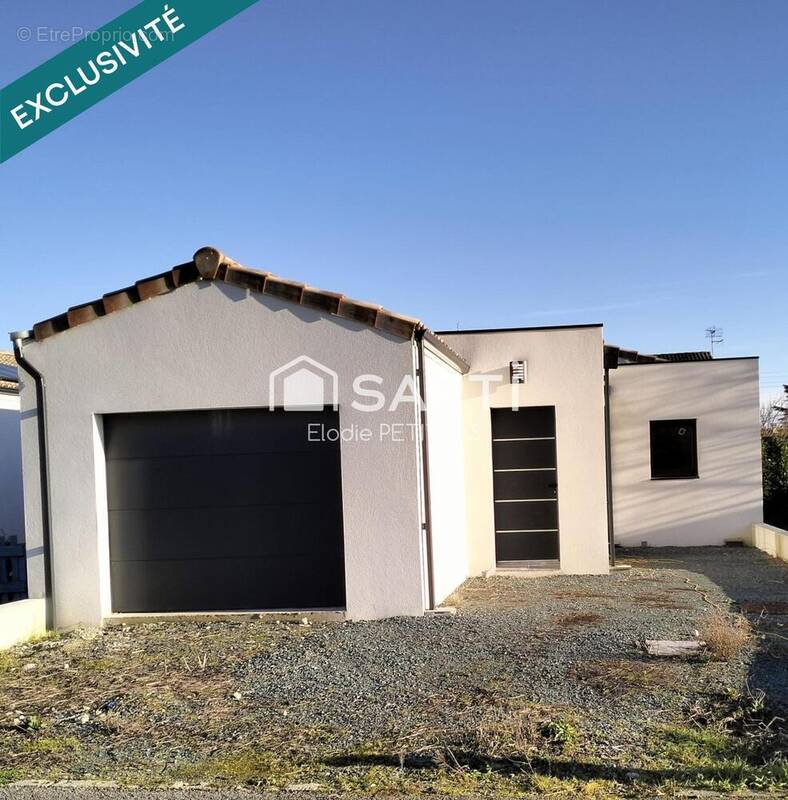 Photo 1 - Maison à FONTENAY-LE-COMTE