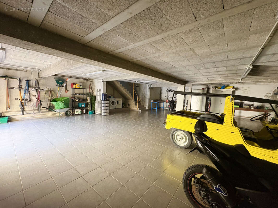 Maison à SIX-FOURS-LES-PLAGES